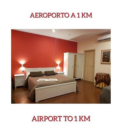 Simpson - Aeroporto Di Bari - Affittacamere Eksteriør bilde